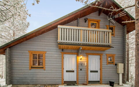 Pyhä-Kohu: Cabaña, Casa, Casa, Edificios Del Jardín, Vía Muerta, Cuarto De Troncos, Casa De Campo, Inmuebles, Cobertizo, Yarda