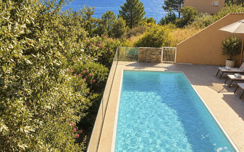 Villa Orizonte: Piscina, Recurso, Mueble Para Exteriores, Material Compuesto, Eco Hotel, Sombra, Villa, Sunlounger, Inmuebles, Hacienda
