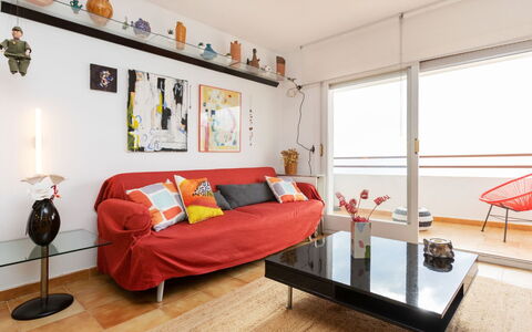 Geminis: Cielo, Nube, Edificio, Planta, Árbol, Ventana, Luz De La Calle, Diseño Urbano, El Terreno Del Lote, Barrio Residencial