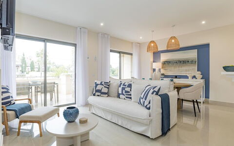 Alojamiento:&nbsp;Pine Hills Reva Santuary Modern Elegance 171.14