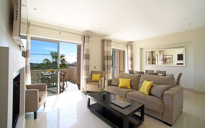 Alojamiento:&nbsp;Pine Hills Cristal 171.9
