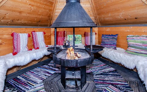 Kaakkuri: Madera, Casa, Nieve, Cabaña, Casa, Invierno, Techo, Congelación, Vía Muerta, Pendiente