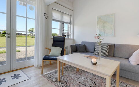 Antine - 6Km from the Sea: Madera, Techo, Casa, Casa, Arquitectura, Vía Muerta, El Terreno Del Lote, Cabaña, Cobertizo, Edificios Del Jardín