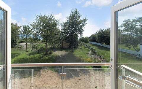 Benna - 120M from the Sea: Casa, Casa, Techo, Cabaña, El Terreno Del Lote, Inmuebles, Casa De Campo, Pueblo, Granja