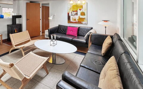 Elisabeth - 400M from the Sea: Piscina, Mueble Para Exteriores, Mueble, Recurso, Losa, Eco Hotel, Sombra, Silla, Ocio, Inmuebles