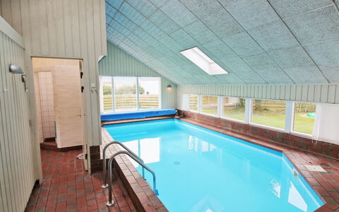 Elisabeth - 400M from the Sea: Piscina, Mueble Para Exteriores, Mueble, Recurso, Losa, Eco Hotel, Sombra, Silla, Ocio, Inmuebles
