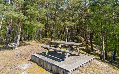 Hallgerd - 800M from the Sea: Madera, Casa, Cabaña, Casa, Techo, Área Rural, Vía Muerta, Cuarto De Troncos, Edificios Del Jardín, Madera Dura