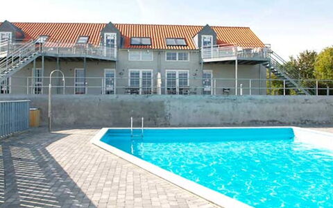 Thorsten - 500M from the Sea: Madera, Casa, Cabaña, Casa, Techo, Área Rural, Vía Muerta, Cuarto De Troncos, Edificios Del Jardín, Madera Dura