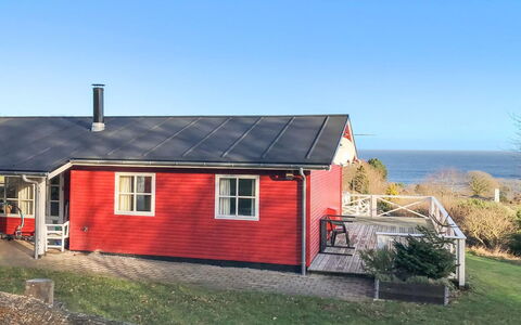 Iikka - 300M from the Sea: Madera, Casa, Cabaña, Casa, Techo, Área Rural, Vía Muerta, Cuarto De Troncos, Edificios Del Jardín, Madera Dura