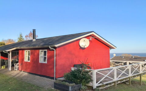 Iikka - 300M from the Sea: Madera, Casa, Cabaña, Casa, Techo, Área Rural, Vía Muerta, Cuarto De Troncos, Edificios Del Jardín, Madera Dura