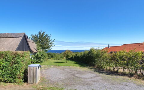 Ebertina - 500M from the Sea: Cielo, Azul, Arbusto, Oceano, Cabaña, Paisajismo, Zona Tropical