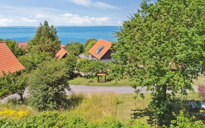 Dagmar - 300M from the Sea