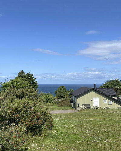 Mauritz - 300M from the Sea