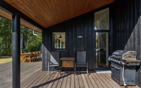 Ellin - 800M from the Sea: Madera, Techo, Arquitectura, Casa, Casa, Cabaña, Vía Muerta, Madera Dura, Pendiente, Inmuebles