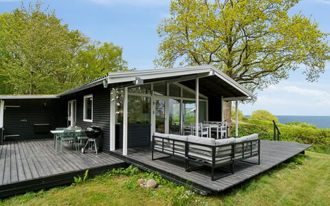 Esben - 350M from the Sea: Madera, Casa, Cabaña, Casa, Techo, Área Rural, Vía Muerta, Cuarto De Troncos, Edificios Del Jardín, Madera Dura