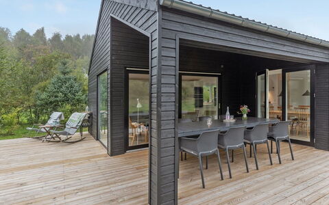 Iivo - 350M from the Sea: Madera, Casa, Cabaña, Casa, Techo, Área Rural, Vía Muerta, Cuarto De Troncos, Edificios Del Jardín, Madera Dura