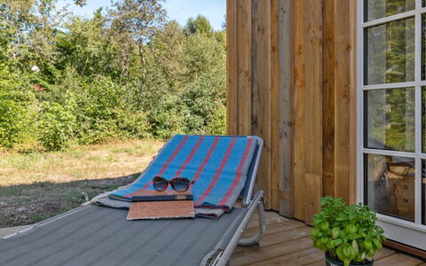 Sami - 200M from the Sea: Madera, Techo, Arquitectura, Casa, Casa, Cabaña, Vía Muerta, Madera Dura, Pendiente, Inmuebles