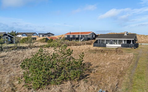 Ofrath - 350M from the Sea: Madera, Techo, Arquitectura, Casa, Casa, Cabaña, Vía Muerta, Madera Dura, Pendiente, Inmuebles