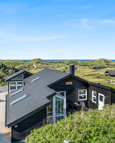 Ineke - 295M from the Sea