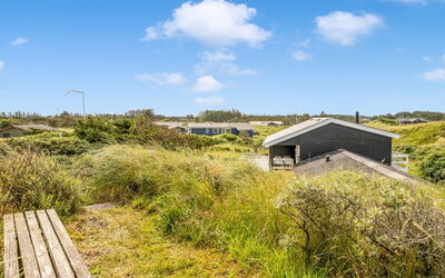 Stina - 250M from the Sea