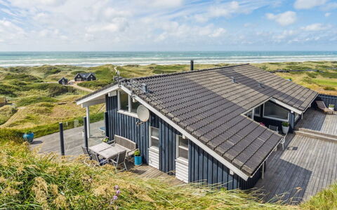 Alyssa - 300M from the Sea: Cabaña, Techo, Casa, Pendiente, \Choza, Vía Muerta