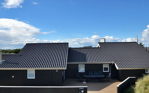 Huno - 400M from the Sea: Piscina, Mueble Para Exteriores, Mueble, Recurso, Losa, Eco Hotel, Sombra, Silla, Ocio, Inmuebles