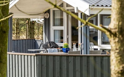 Richardine - 850M from the Sea