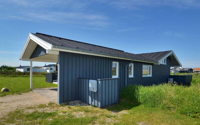 Joella - 200M from the Sea