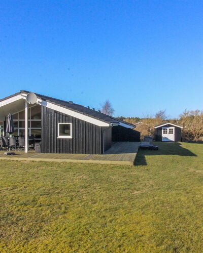 Nynke - 600M from the Sea
