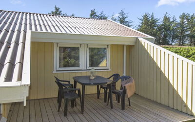 Eden - 800M from the Sea
