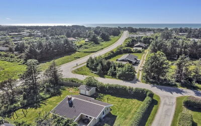 Eden - 800M from the Sea