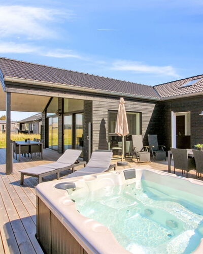 Ambra - 950M from the Sea