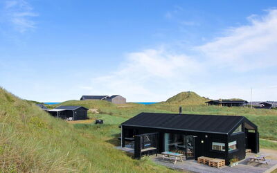 Mikkel - 300M from the Sea