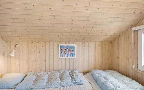 Söhnke - 400M from the Sea: Madera, Habitación, Sábana, Cama, Lecho, Invierno, Marco De La Cama, Congelación, Capa De Hielo, Madera Dura