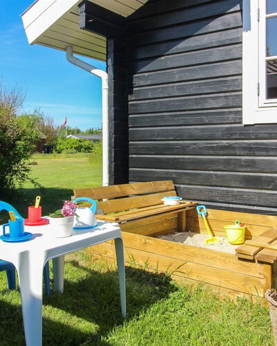 Awarth - 500M from the Sea
