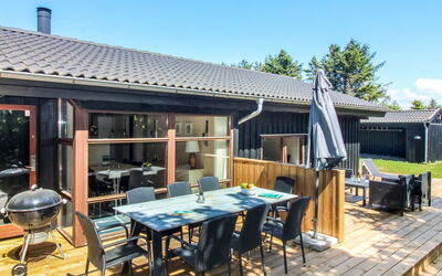 Paulette - 450M from the Sea