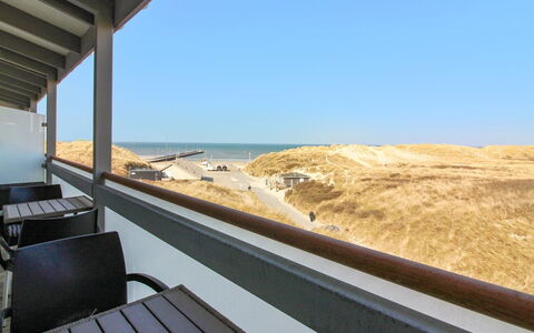 Nonni - 200M from the Sea: Piscina, Mueble Para Exteriores, Mueble, Recurso, Losa, Eco Hotel, Sombra, Silla, Ocio, Inmuebles