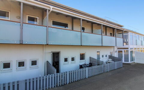 Nonni - 200M from the Sea: Piscina, Mueble Para Exteriores, Mueble, Recurso, Losa, Eco Hotel, Sombra, Silla, Ocio, Inmuebles
