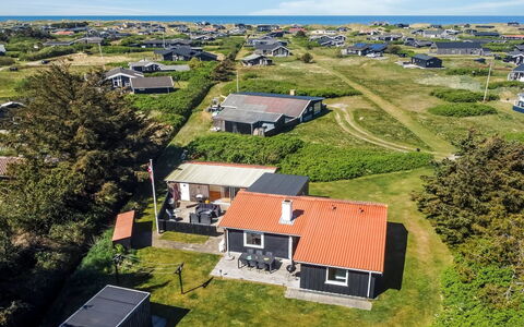 Daren - 600M from the Sea: Techo, Casa, Barrio Residencial, Casa, Inmuebles, Cabaña, Diseño