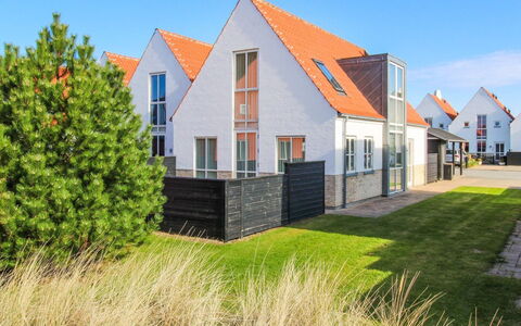 Gisken - 600M from the Sea: Techo, Casa, Barrio Residencial, Casa, Inmuebles, Cabaña, Diseño
