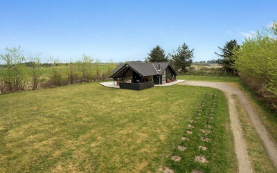 Harri - 850M from the Sea
