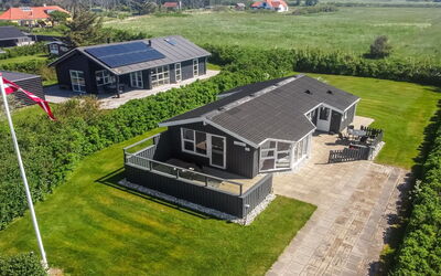 Engelbrecht - 400M from the Sea