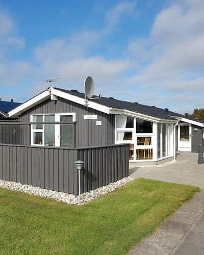 Engelbrecht - 400M from the Sea