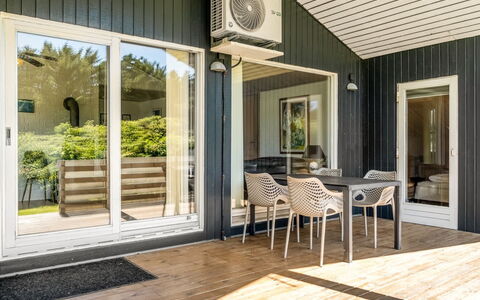 Vilhelmiina - 350M from the Sea