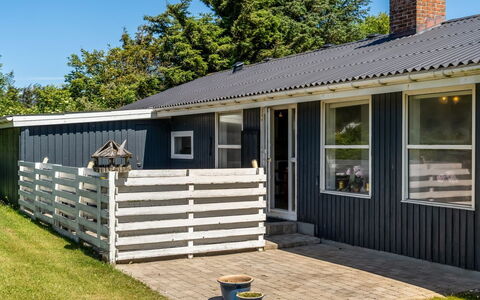 Vilhelmiina - 350M from the Sea