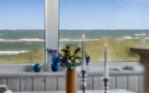 Fatiha - 100M from the Sea: Casa, Casa, Puerta, Techo, Cabaña, Inmuebles, Jardín, Sombra, Vía Muerta, Yarda