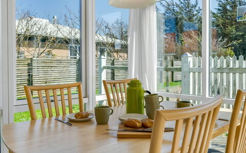 Adla - 450M from the Sea: Mueble, Diseño De Interiores, Silla, Madera, Mesa, Comedor, Piso, Cocina Y Comedor Mesa, Techo, Suelo