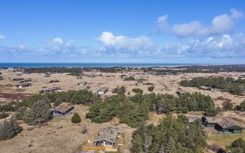 Taina - 1.1Km from the Sea: Casa, Casa, Puerta, Techo, Cabaña, Inmuebles, Jardín, Sombra, Vía Muerta, Yarda