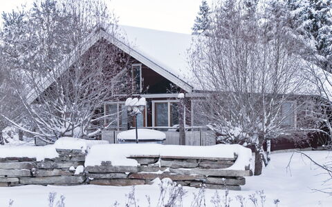 Villa Luna (Ent. Villa Milla): Árbol, Banco, Casa, Cabaña, Lago, Estanque, Bosque, Cuarto De Troncos