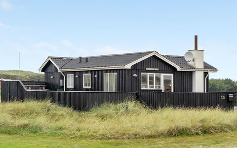 Helma - 200M from the Sea: Madera, Casa, Cabaña, Casa, Techo, Área Rural, Vía Muerta, Cuarto De Troncos, Edificios Del Jardín, Madera Dura